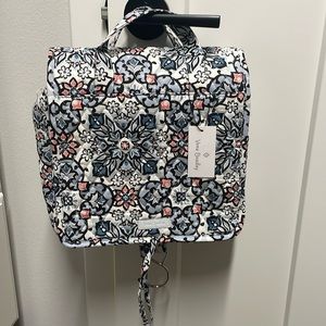 NWT Vera Bradley Grand Hanging Organizer in Lisbon Medallion